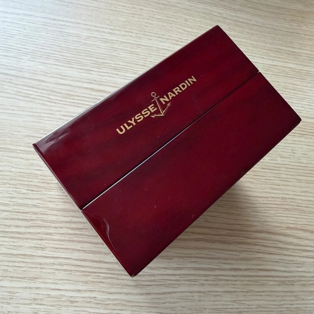 Ulysse Nardin Dark Wood Wooden Watch Box Display Jewelry Keep - Excellent Shape!